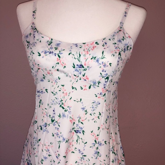 Satin Floral Maxi Dress - Picture 5 of 10